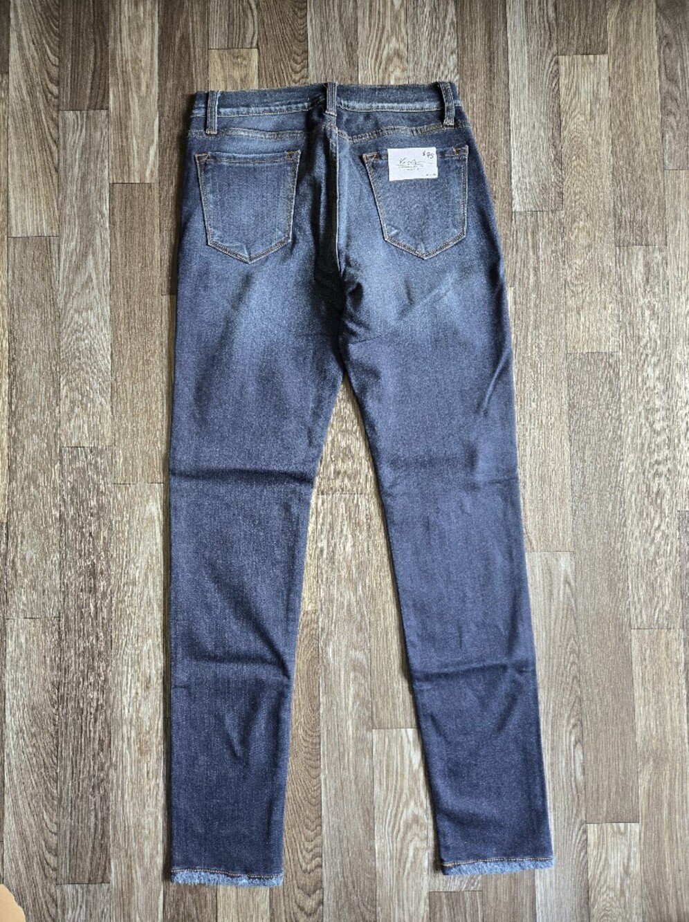NWT- KanCan Estilo Dark Blue Mid-Rise Distressed Skinny Jean Women's Size 29 - Picture 7 of 9